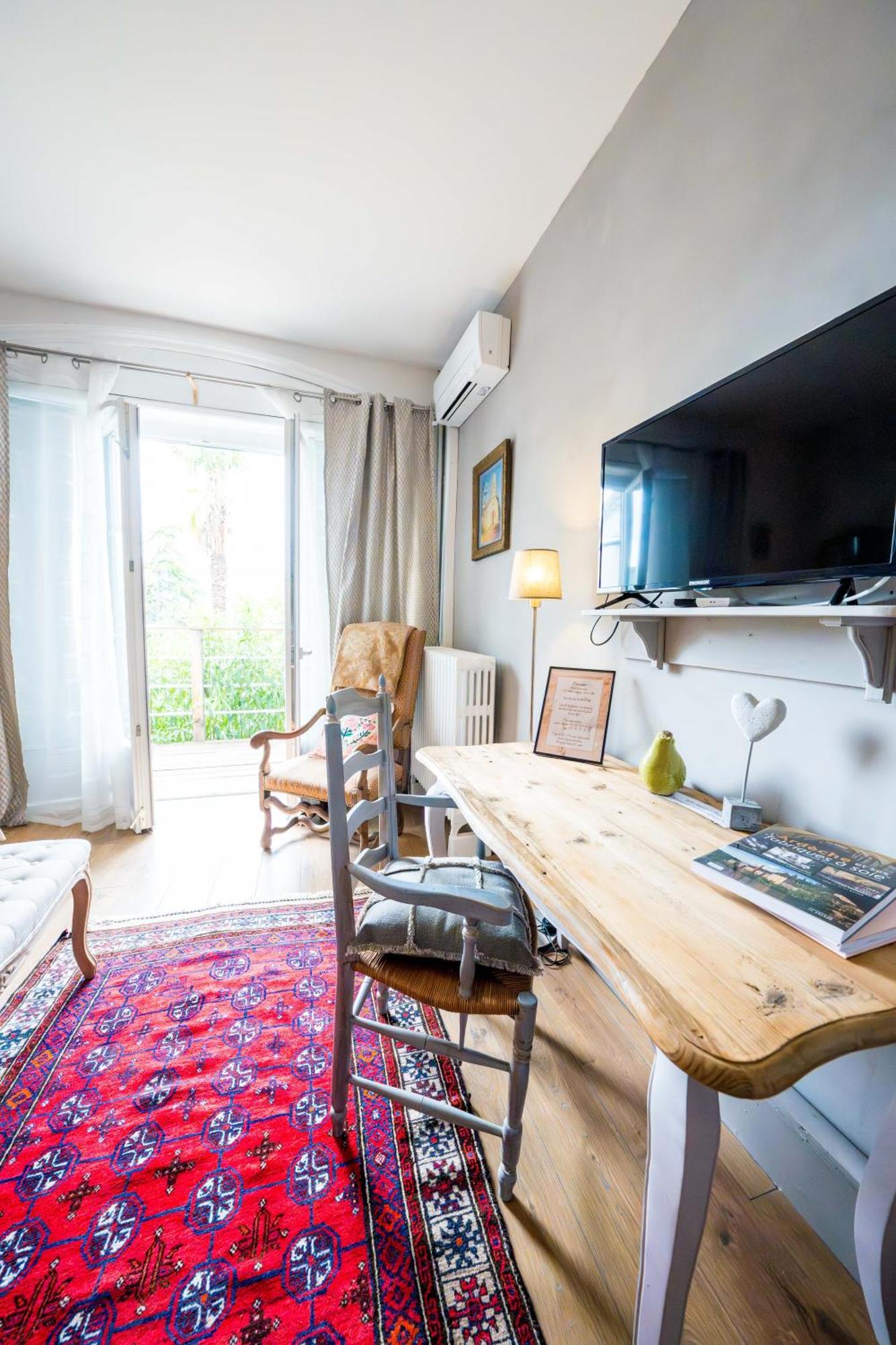 La Maison Jaffran, Suite En Ville 普里瓦 外观 照片